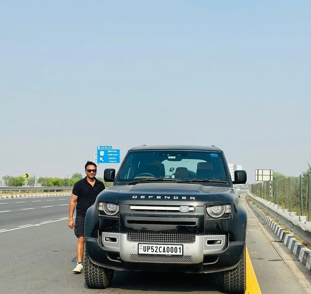 Defender Service Cost in India