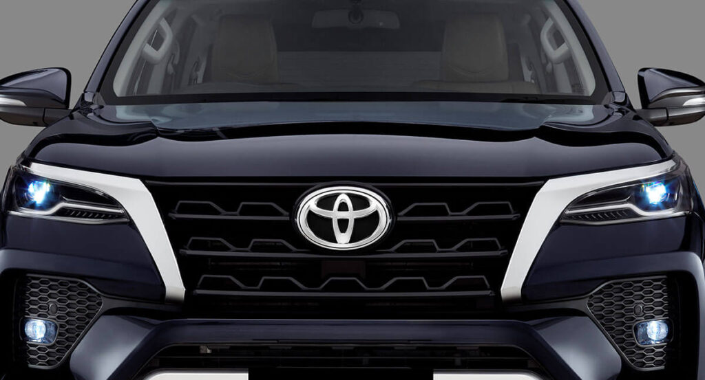 Toyota Fortuner Service Cost