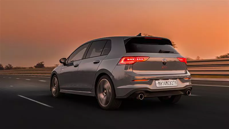Volkswagen Golf GTI 2025 Bookings