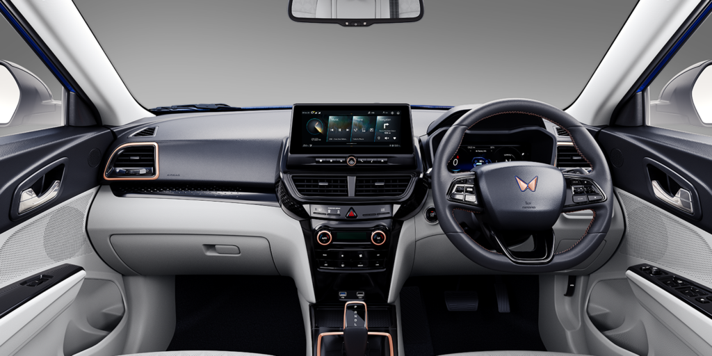 Mahindra XUV400 EV Service Cost